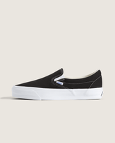 Premium Slip-On Shoe in Black / White | Vans sale