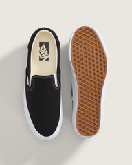 Premium Slip-On Shoe in Black / White | Vans sale