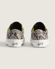 Premium Old Skool 36 Shoe in Python Silver Grey | Vans outlet