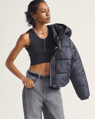 Hillgate Cropped Puffer Jacket in Black | Vans sale