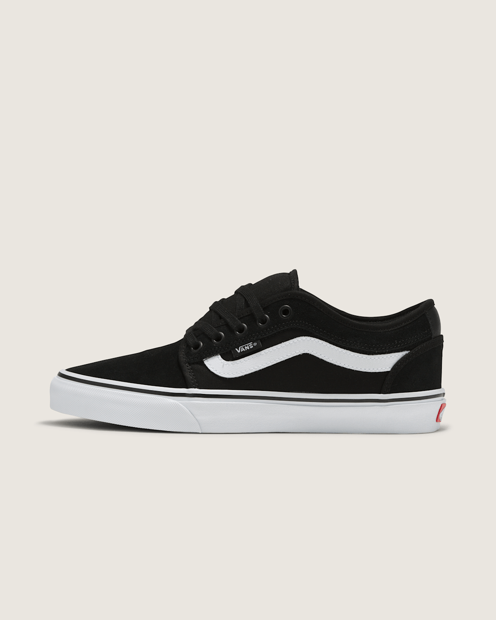 Skate Chukka Low Sidestripe Shoe in Black / White | Vans discount