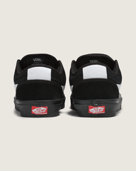 Skate Chukka Low Sidestripe Shoe in Black / White | Vans online