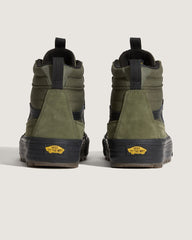 Sk8-Hi Waterproof Insulated Shoe in Green / Black | Vans on sale