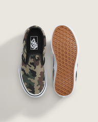 Little Kids Classic Slip-On Shoe in Camo Black / Green | Vans outlet