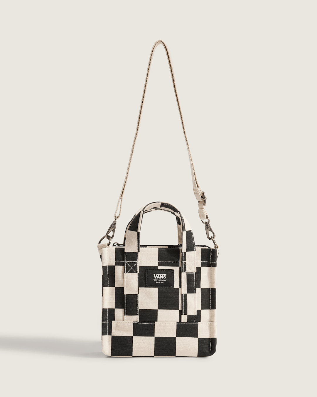 Lil Pergs Checkerboard Tote Bag in Antique White / Black | Vans outlet
