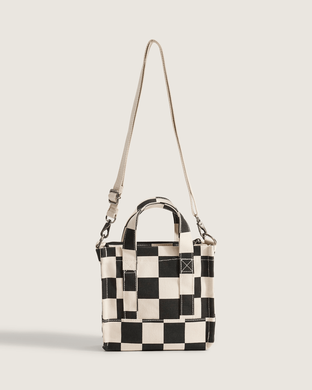 Lil Pergs Checkerboard Tote Bag in Antique White / Black | Vans outlet