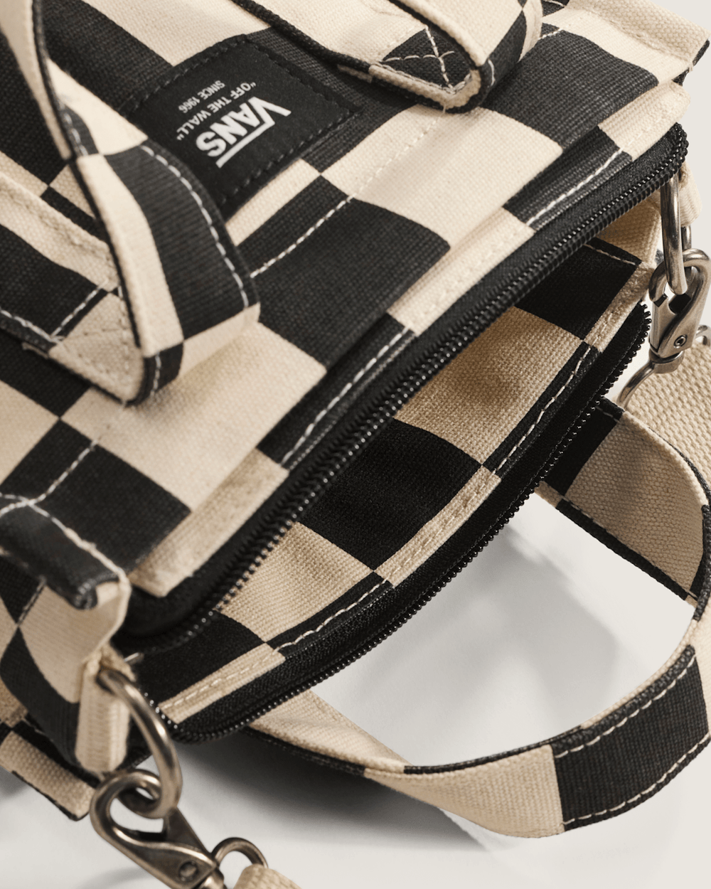Lil Pergs Checkerboard Tote Bag in Antique White / Black | Vans outlet