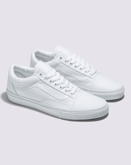 Old Skool Wide Canvas True White Classics Shoe | Vans online