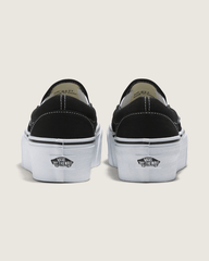 Classic Slip-On Platform Shoe in Black / True White | Vans outlet