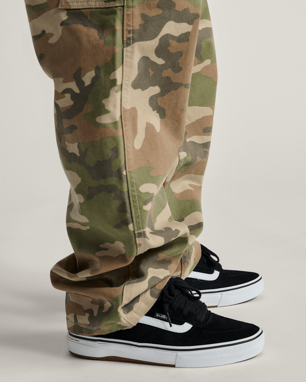 Skate Kyle Walker Wafflecup Shoe in Black / White | Vans on sale