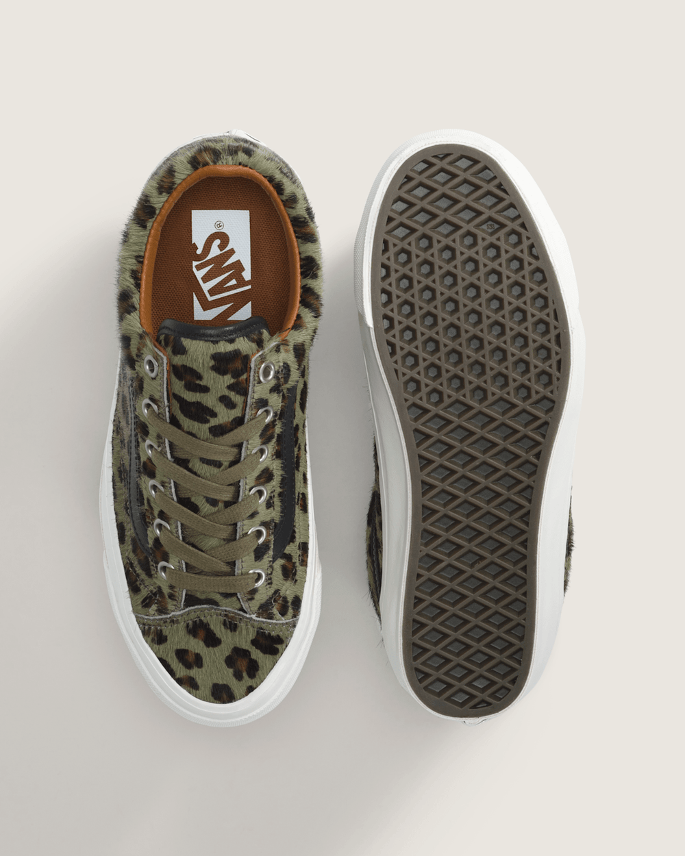 Premium Old Skool 36 Shoe in Cheetah Olive Green | Vans outlet