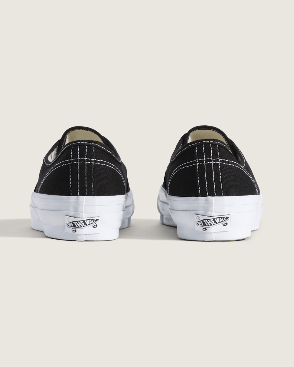 Premium Authentic Shoe in Black / White | Vans online
