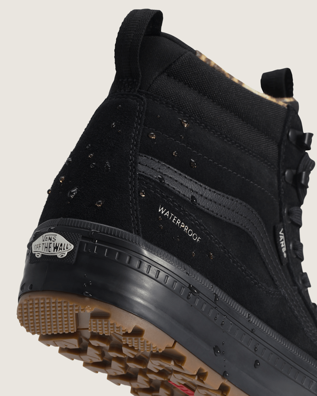 Sk8-Hi Waterproof Insulated Shoe in Leopard Black | Vans outlet
