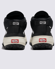 Crosspath Mid Shoe in Black / White | Vans on sale