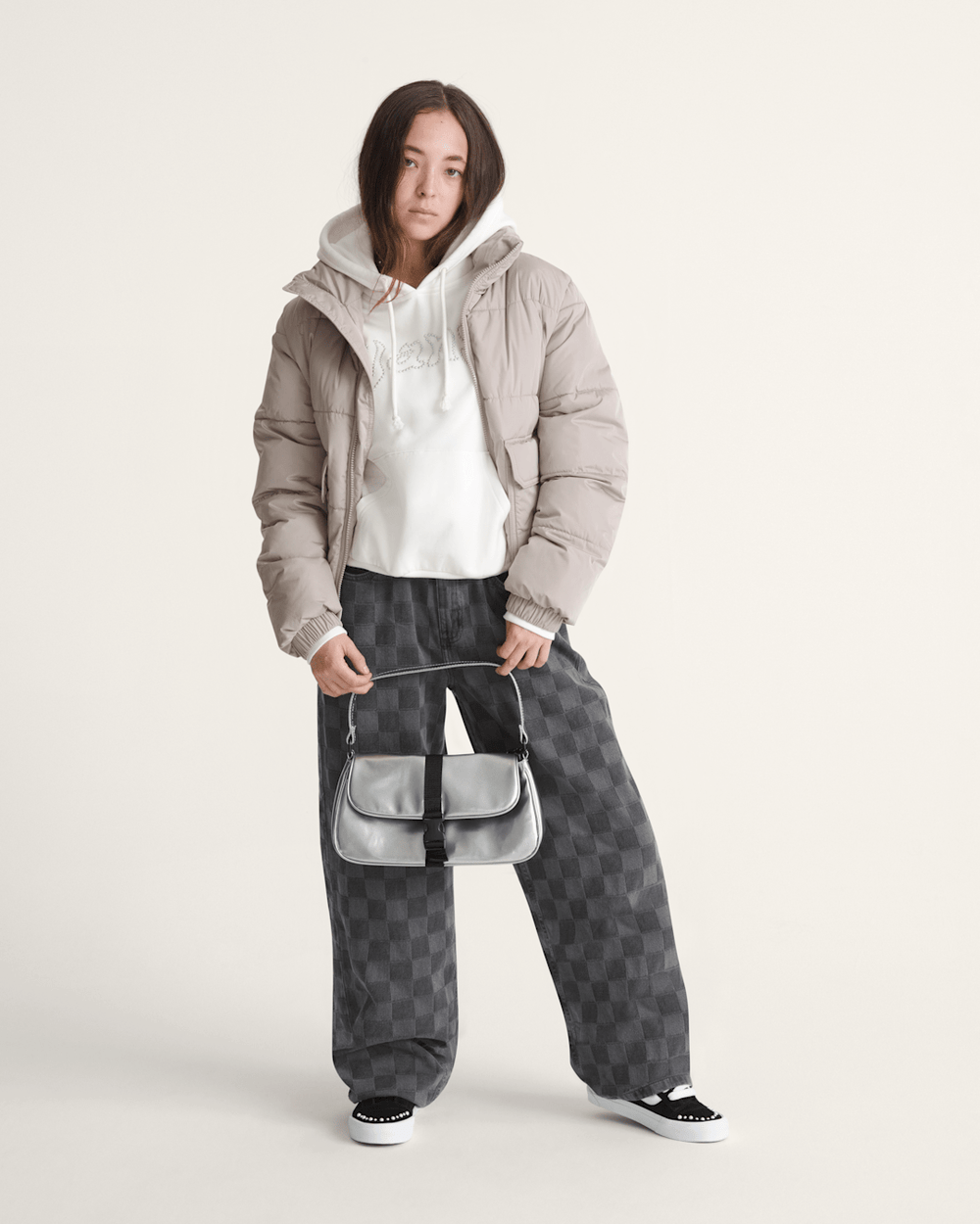 Pearls Logo Retro Pullover Sweatshirt in Marshmallow White | Vans near me