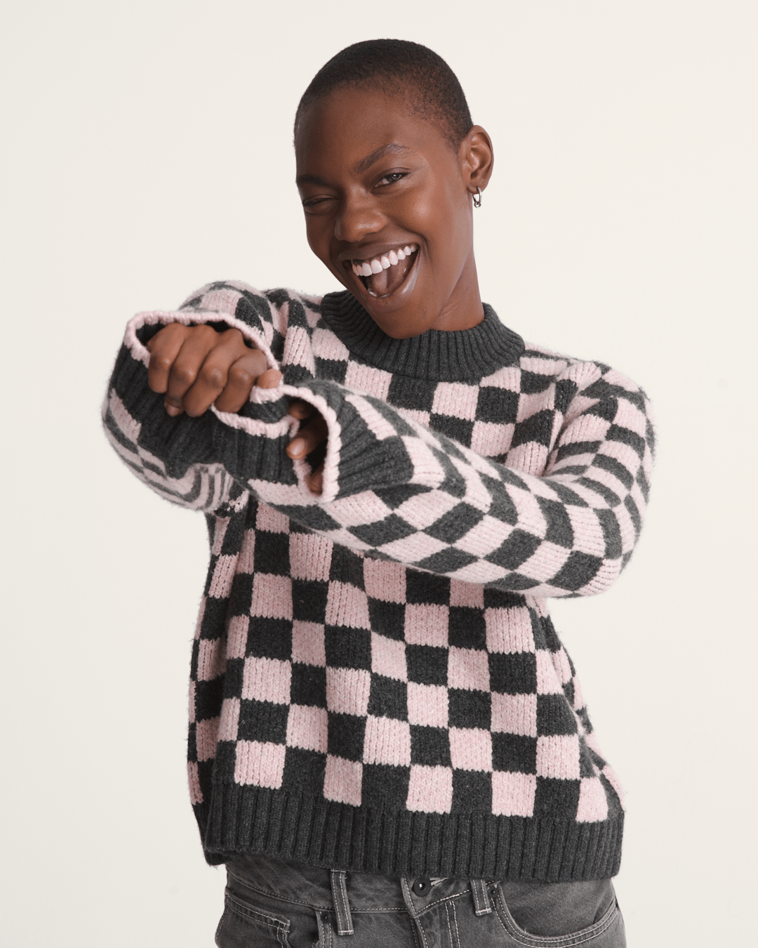 Cameron Sweater in Checkerboard Grey / Pink | Vans on sale