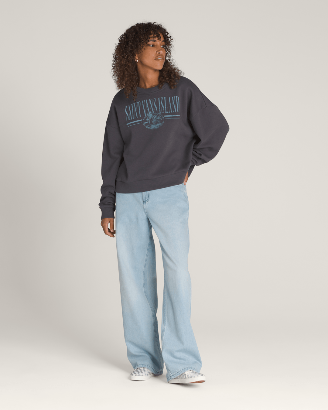 Retro Isle Graphic Crew Sweatshirt in Asphalt Grey | Vans outlet