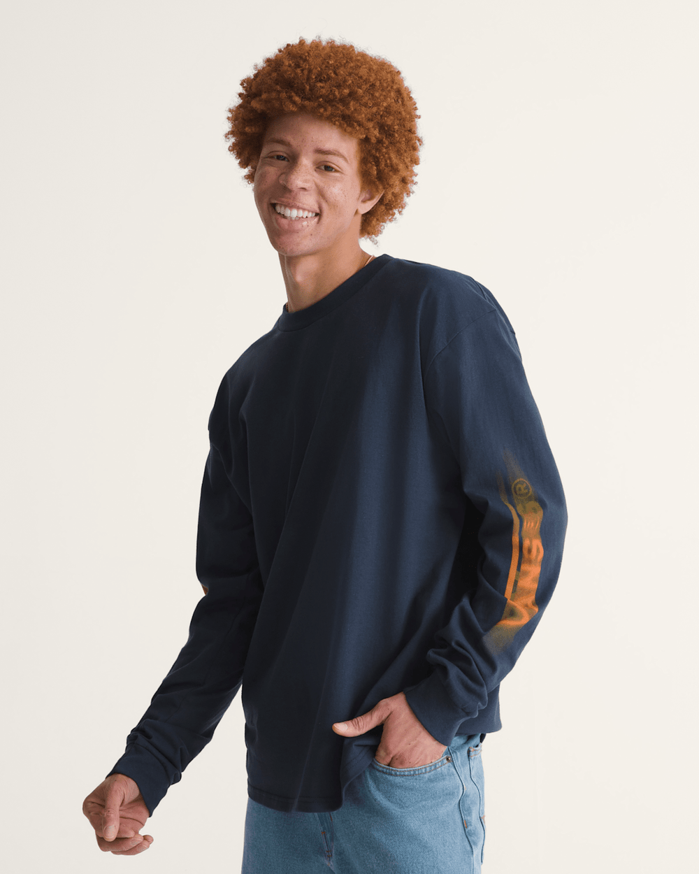 Blur Drop Long Sleeve T-Shirt in Navy | Vans on sale