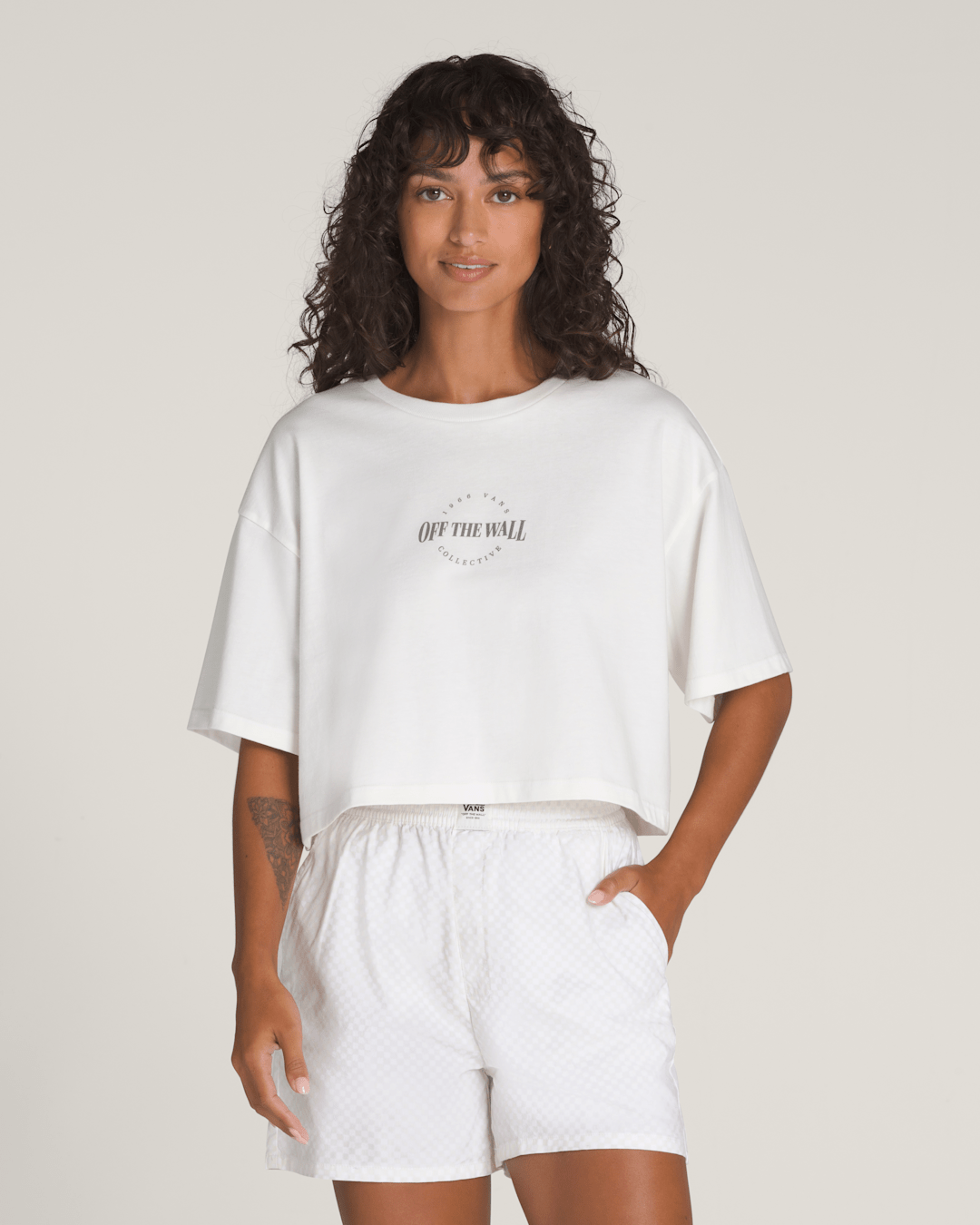 Rylen T-Shirt in White | Vans outlet