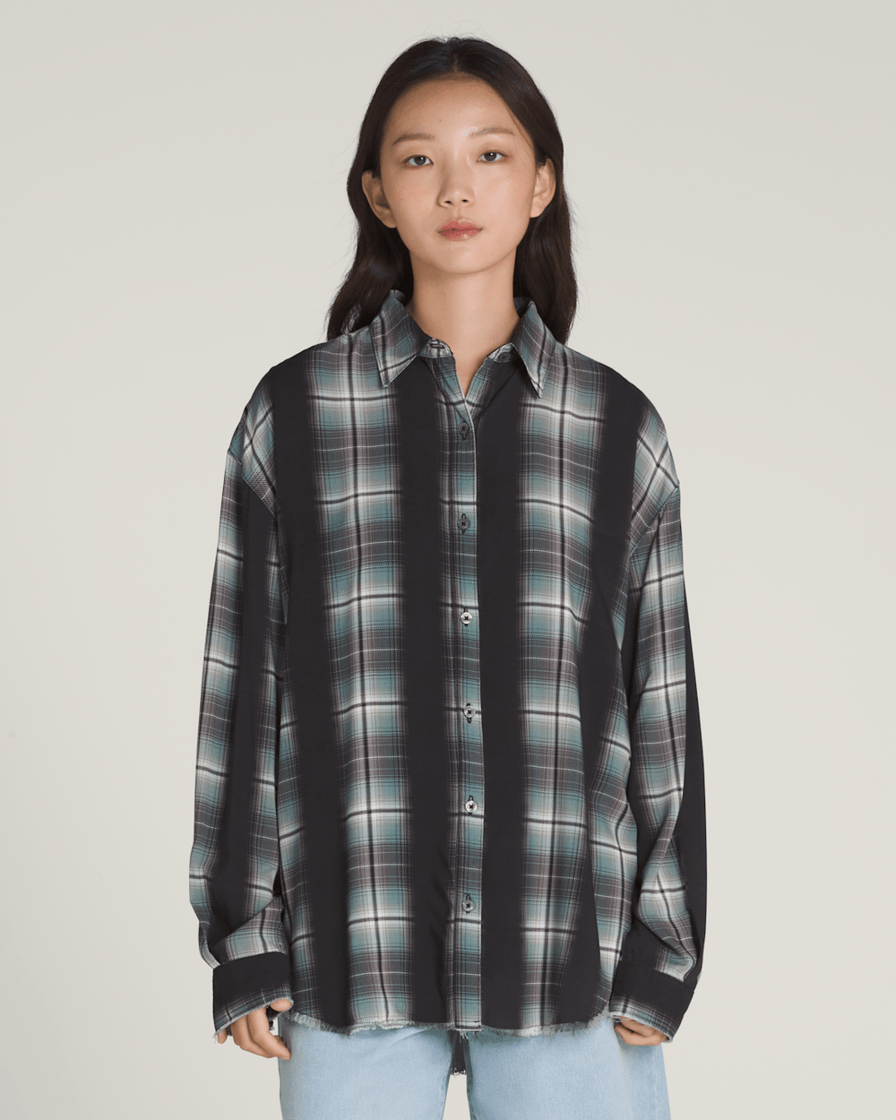 Gillian Plaid Button Up Shirt in Black / Grey / Blue | Vans online