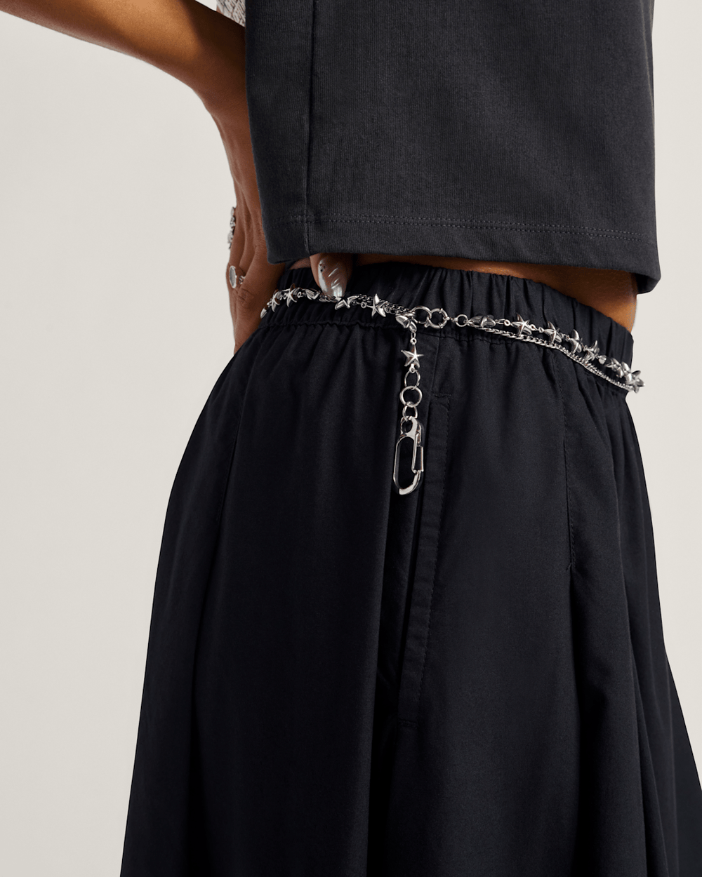 Francesca Full Skirt in Black | Vans discount
