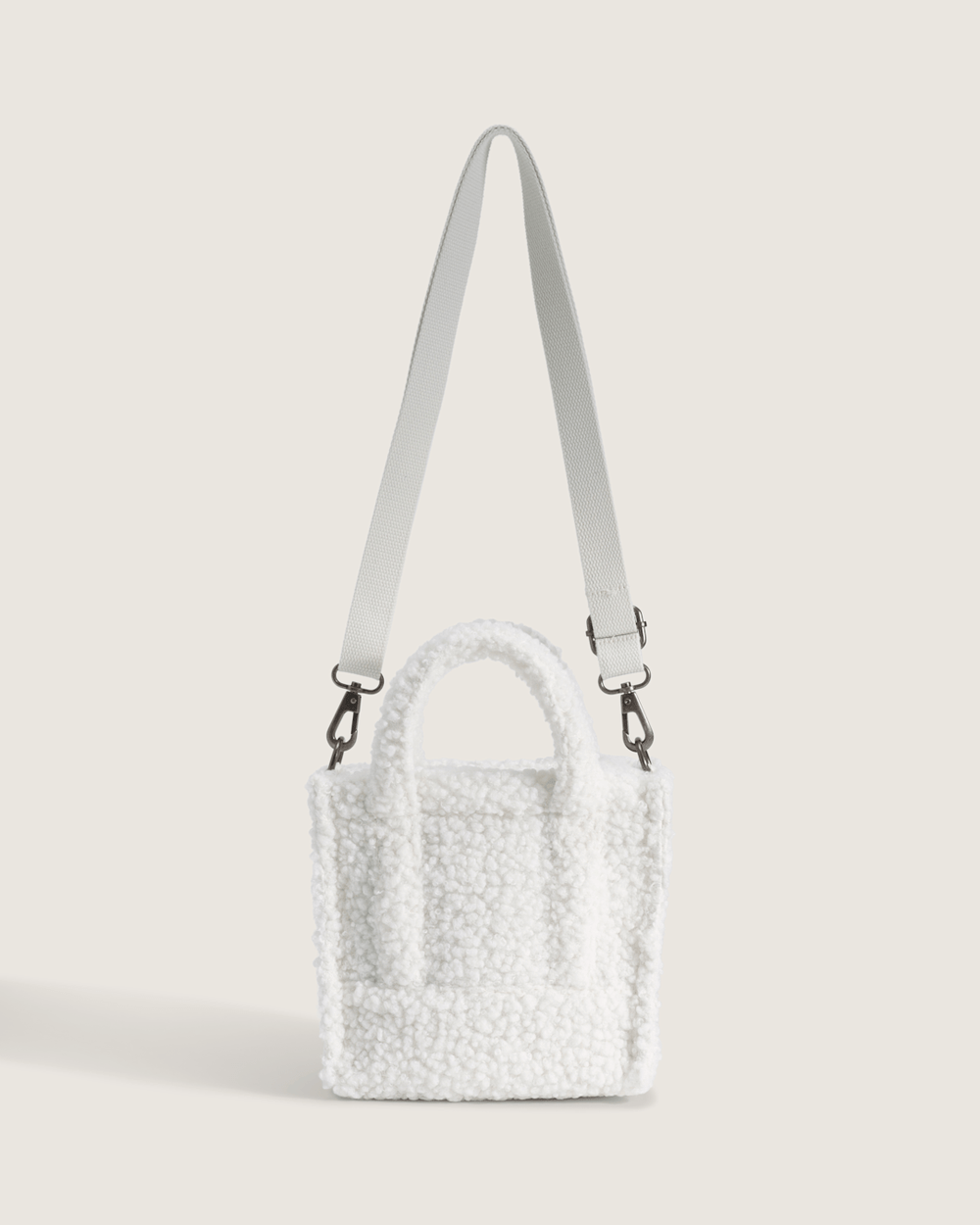 Lil Pergs Tote Bag in Marshmallow White | Vans online