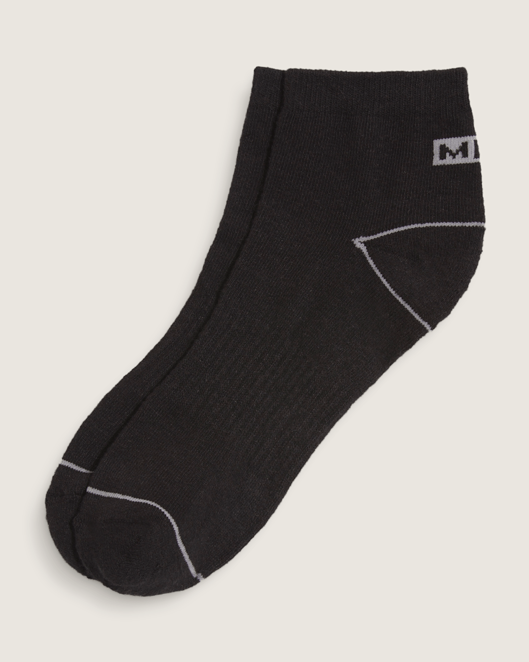 Open Spaces Ankle Socks in Black | Vans online