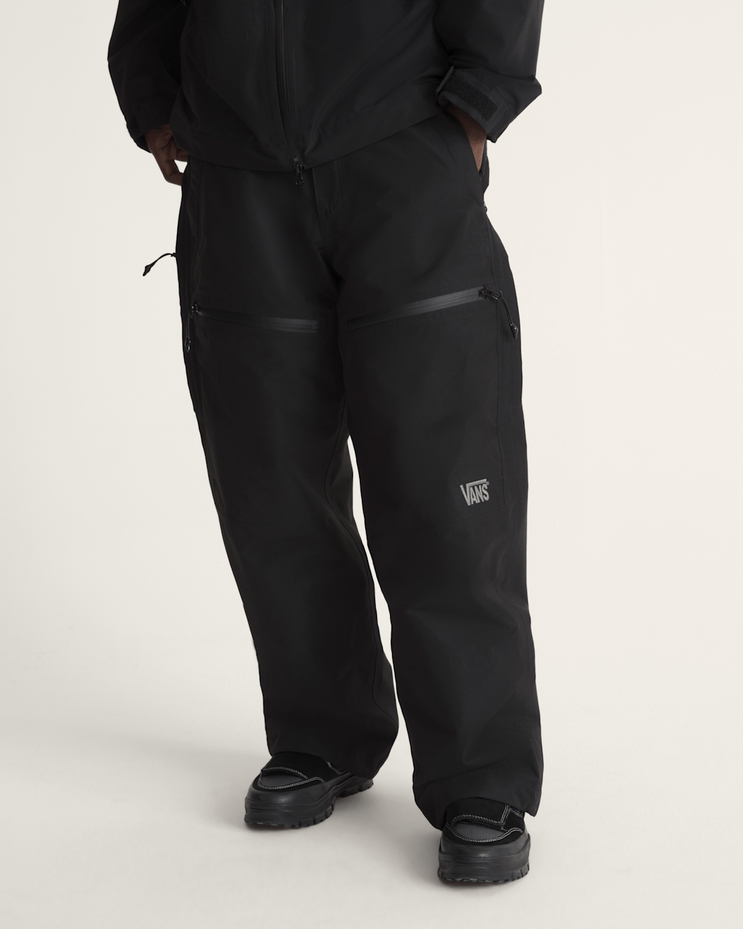 Hi-Country Snow Pants in Black | Vans outlet
