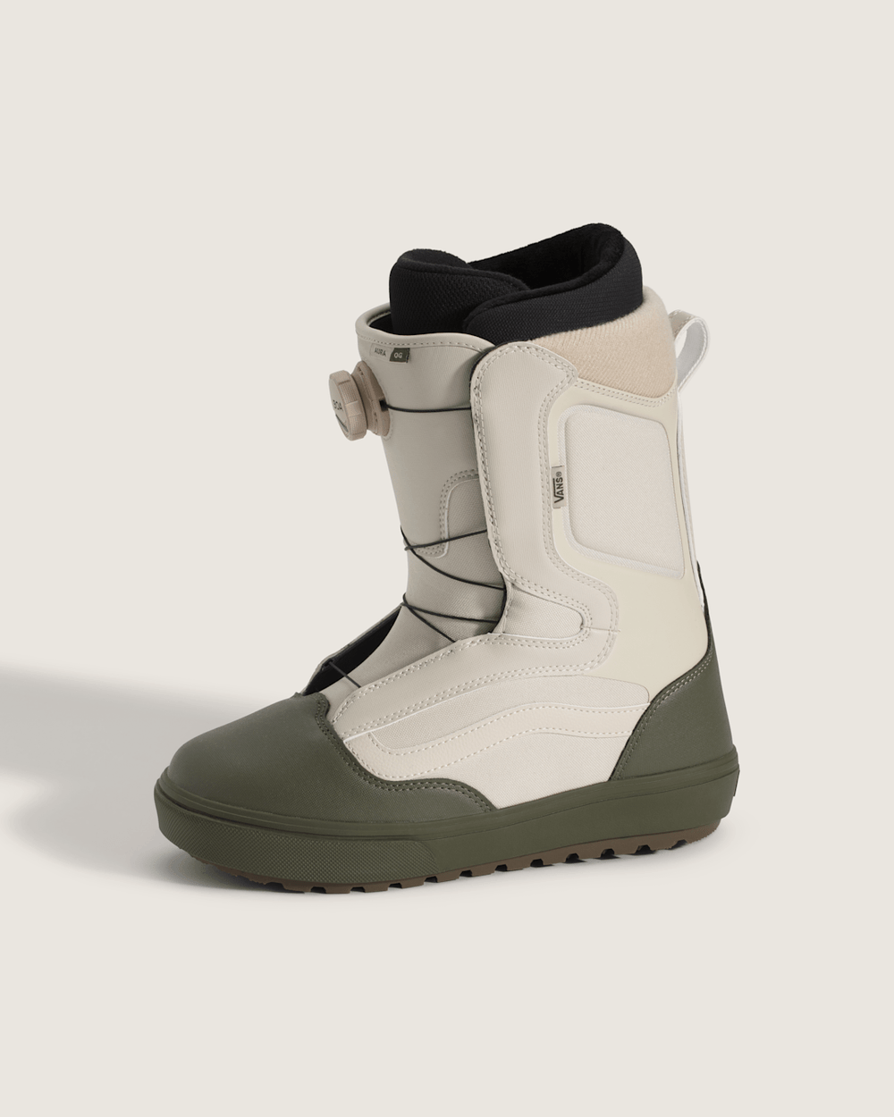 Aura OG Snowboard Boot in Grape Leaf Green / Oatmeal Beige | Vans near me