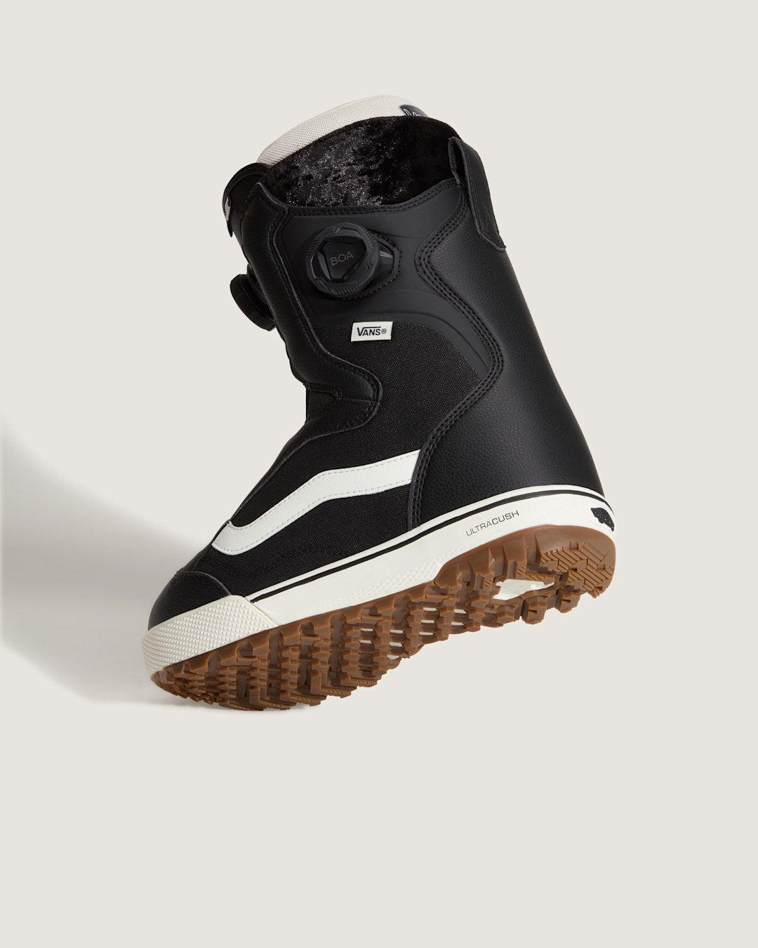Women's Encore Pro Snowboard Boot in Black / Marshmallow White | Vans near me