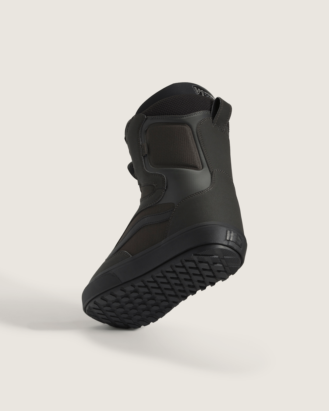 Aura OG Snowboard Boot in Faded Black | Vans on sale