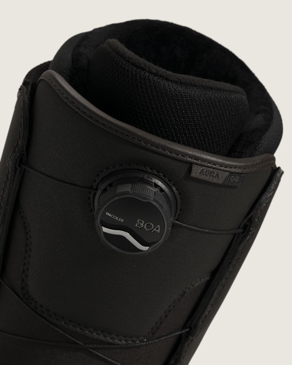 Aura OG Snowboard Boot in Faded Black | Vans on sale