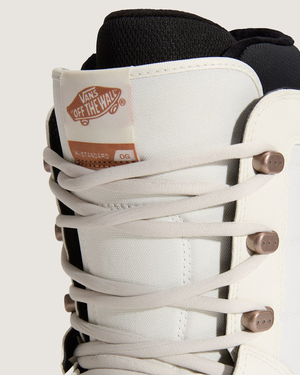 Women's Hi-Standard OG Snowboard Boot in Oatmeal Beige | Vans online