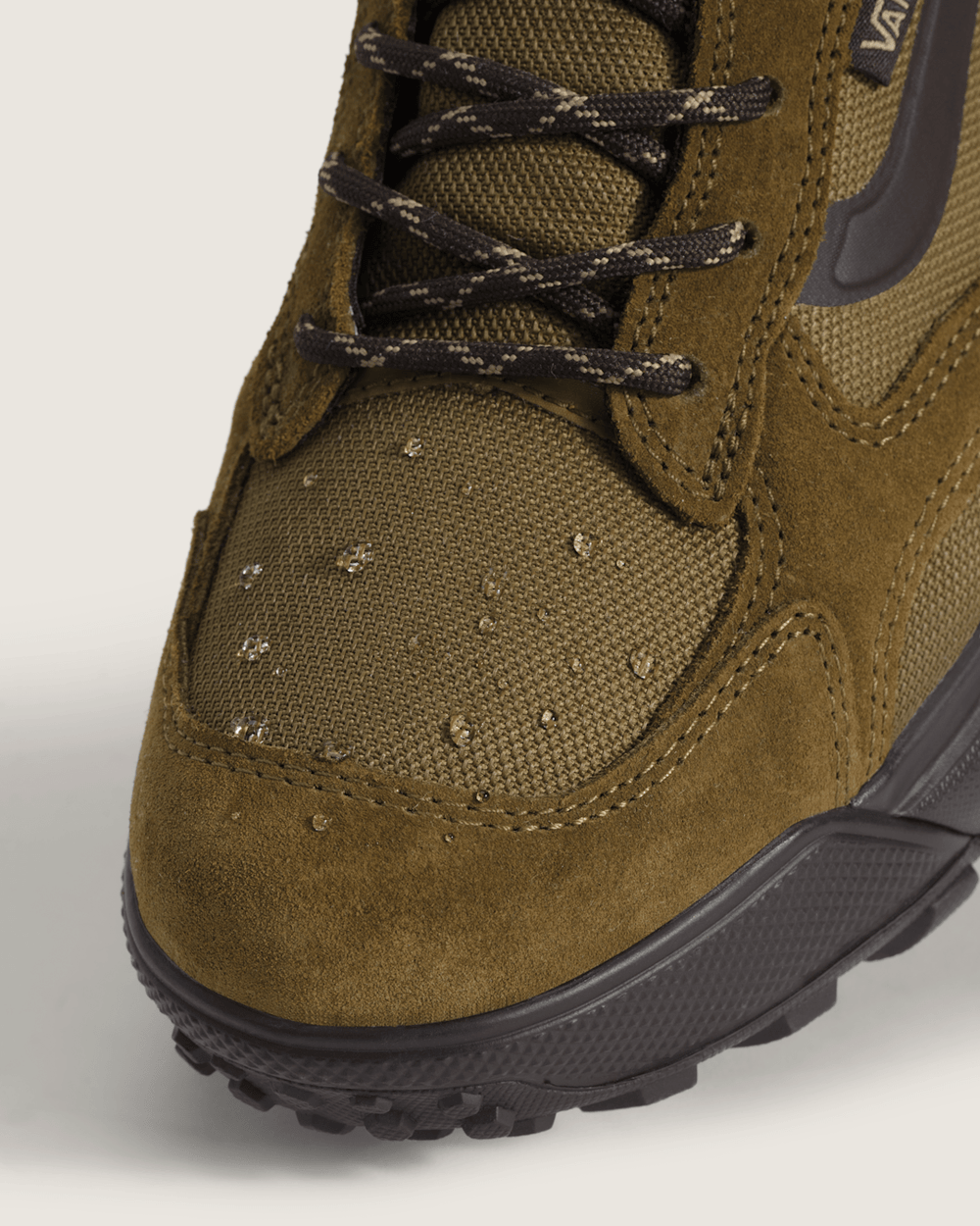 Crestline Waterproof Boot in Tobacco Brown | Vans outlet
