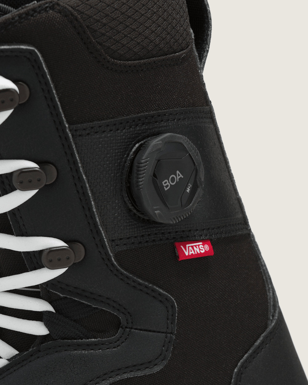 Invado OG Snowboard Boot in Black | Vans on sale