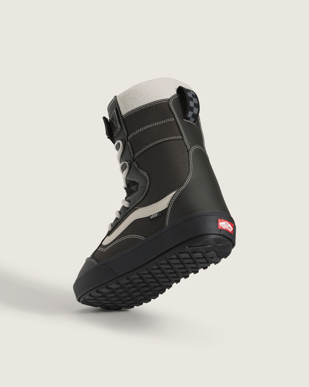 Hi-Standard DX Linerless Snowboard Boot in Faded Black | Vans online