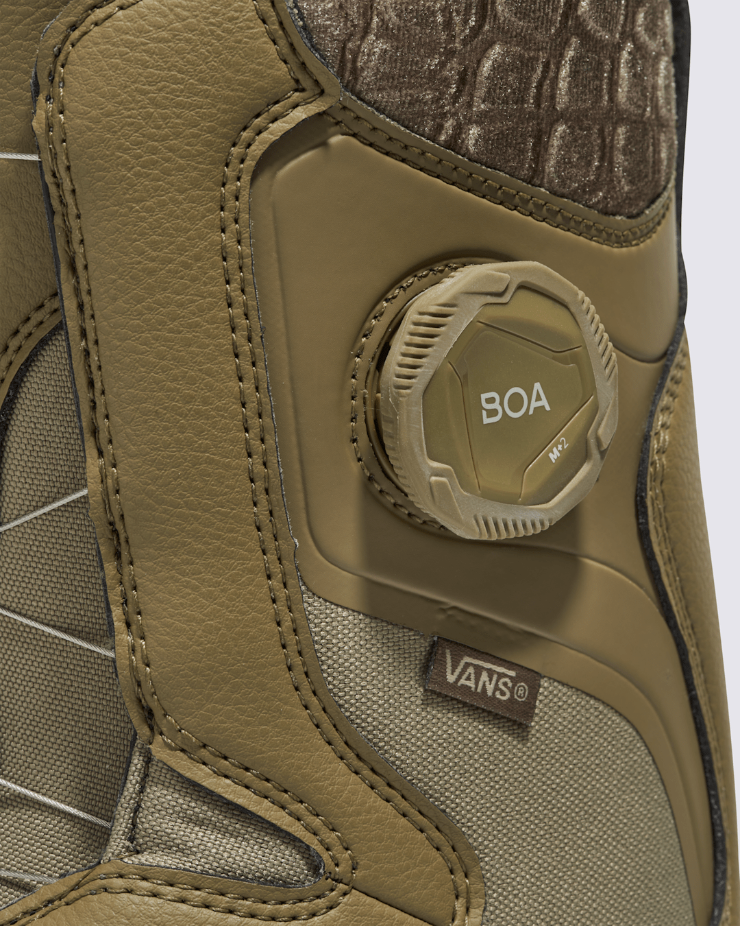 Womens Encore Pro Snowboard Boot in Olive Green / Gum | Vans sale