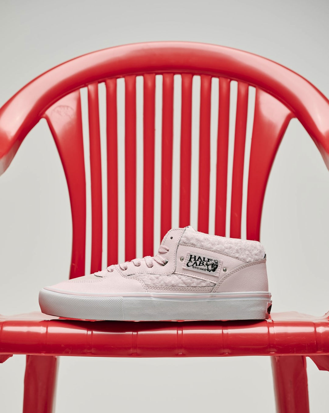 Skate Half Cab Shoe in Pink / White | Vans on sale