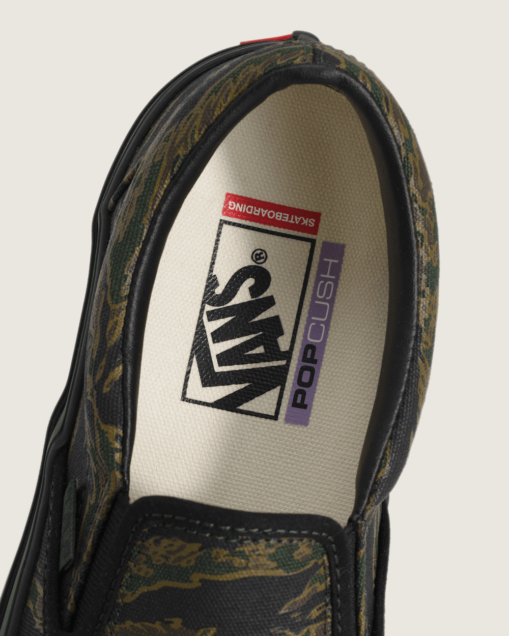Skate Slip-On Shoe in Camo Green / Black | Vans outlet