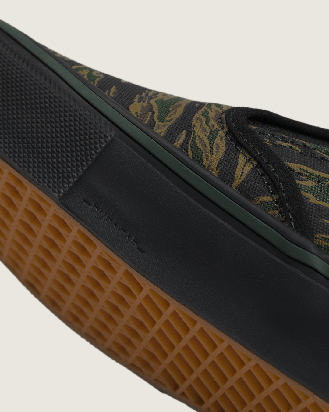 Skate Slip-On Shoe in Camo Green / Black | Vans outlet
