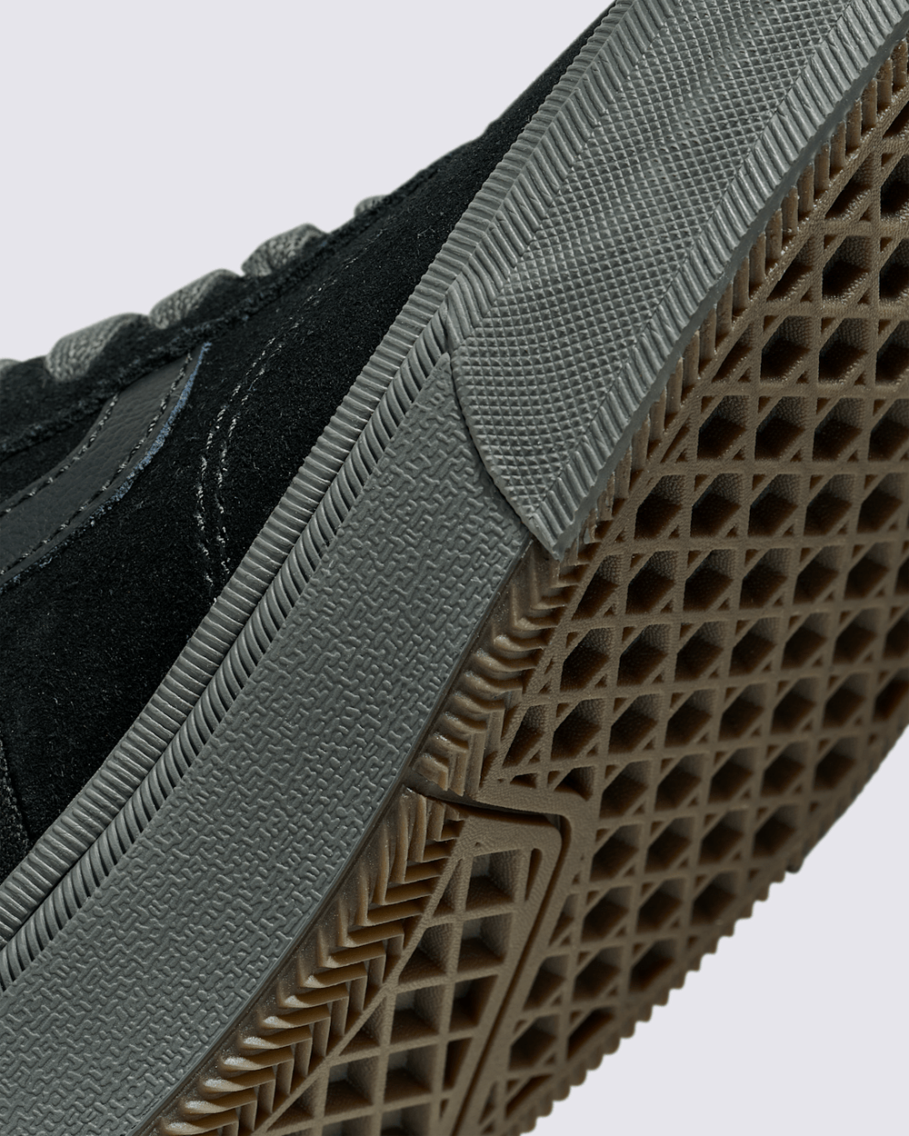 Skate Gilbert Crockett Shoe in Black / Charcoal Grey | Vans sale