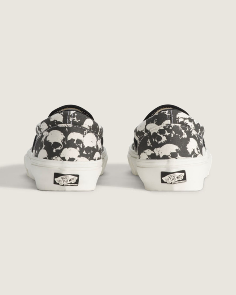 Skate Slip-On Shoe in Black / White | Vans discount