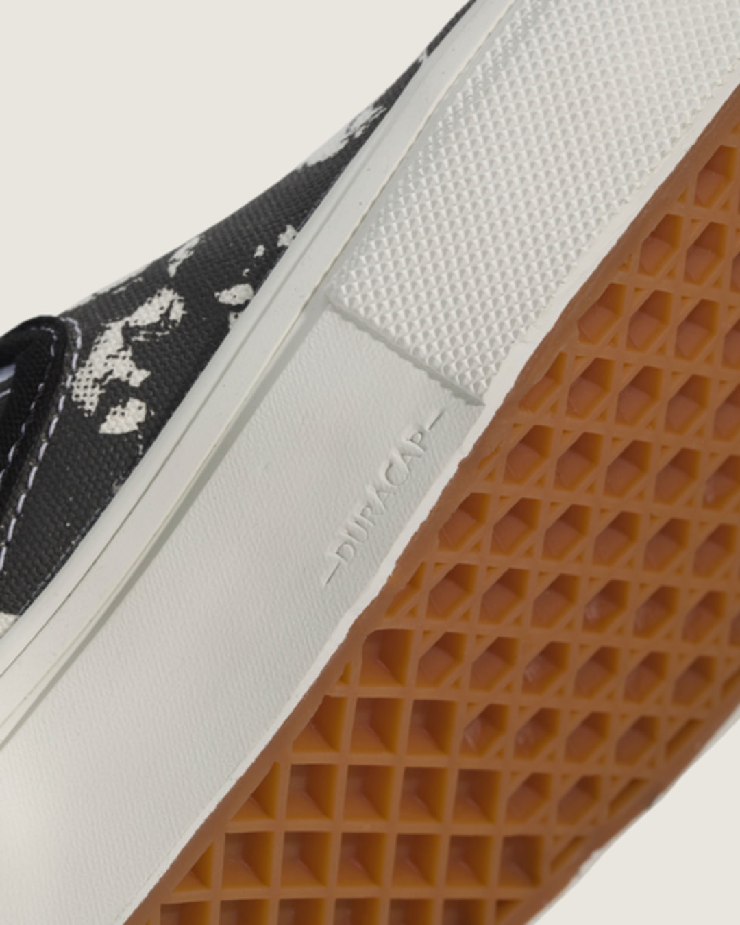 Skate Slip-On Shoe in Black / White | Vans discount