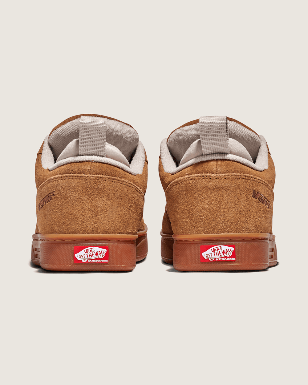 Skate Cab 4 Shoe in Brown / Gum | Vans near me