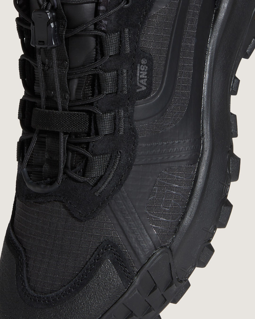 Crosspath XC GORE-TEX Shoe in Blackout | Vans outlet