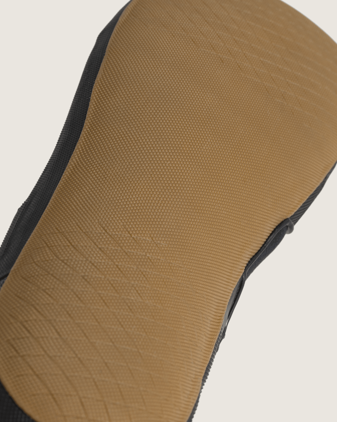 SF 5MM Bootie in Black | Vans on sale