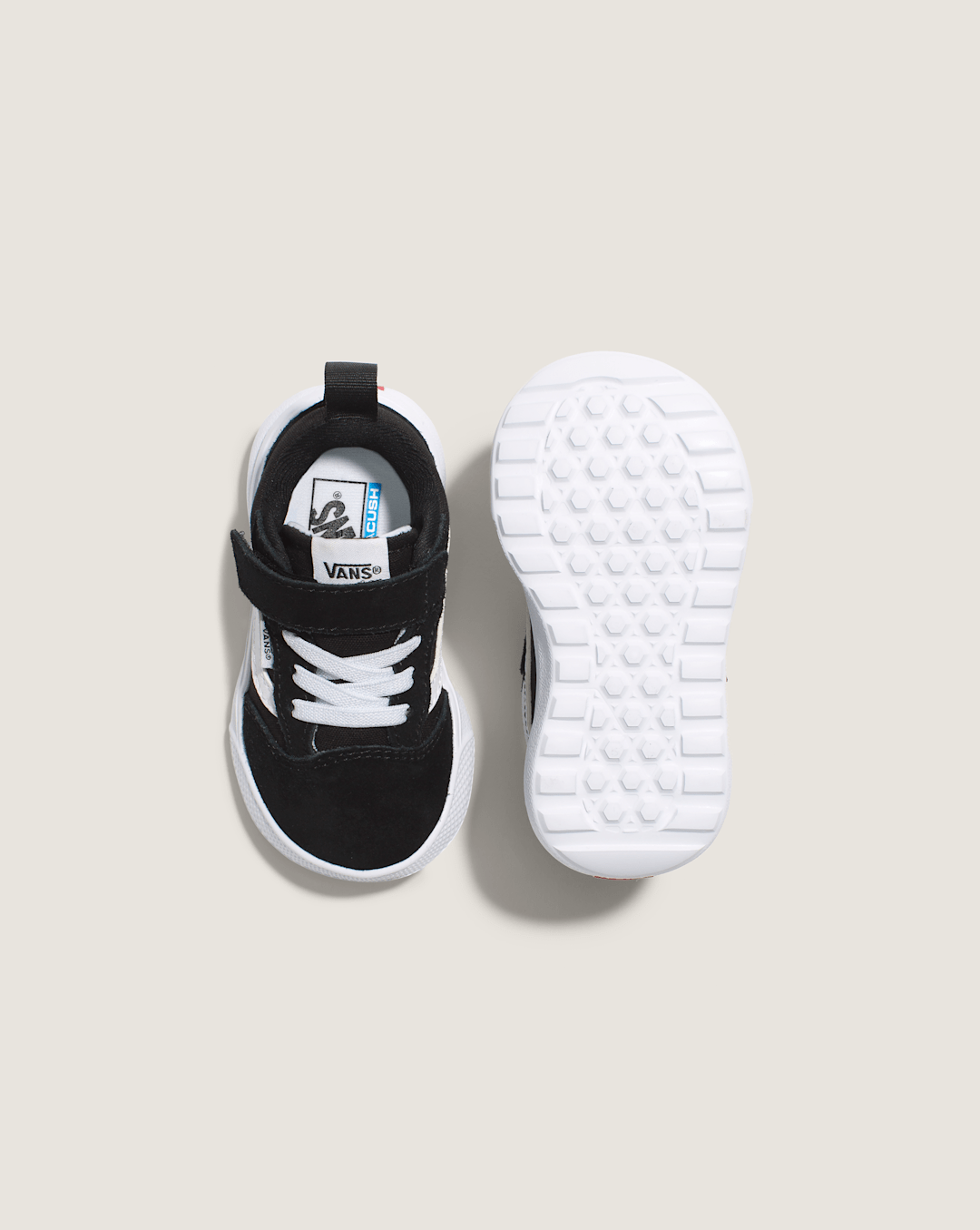 Toddler UltraRange V Shoe in Black / True White | Vans near me