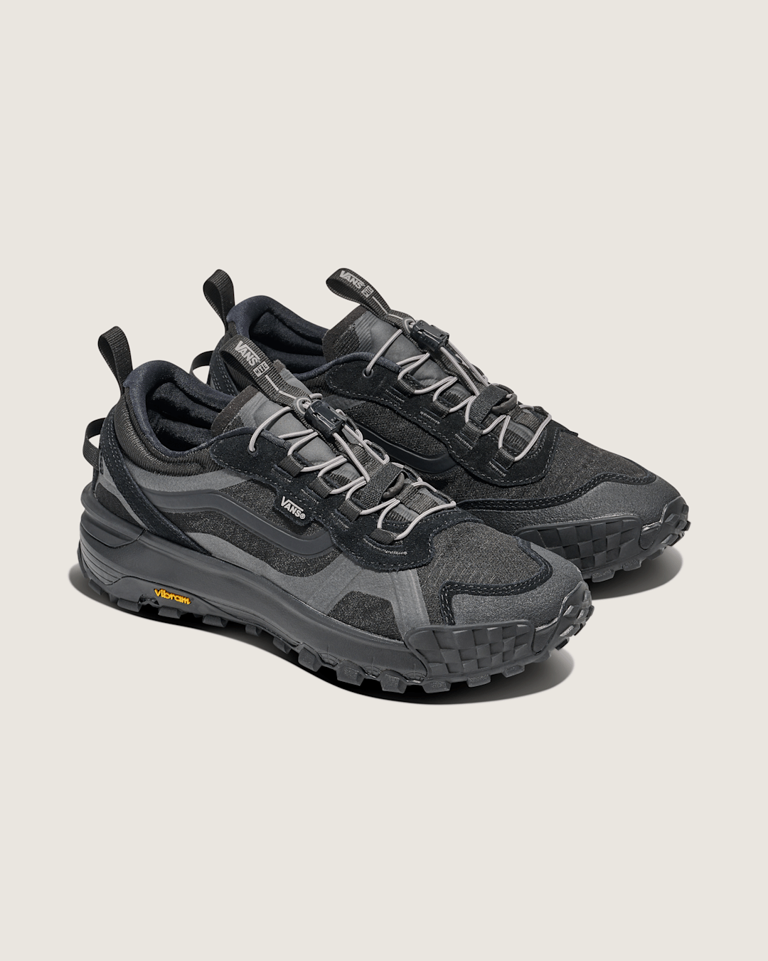 Crosspath XC Shoe in Black / Grey | Vans sale