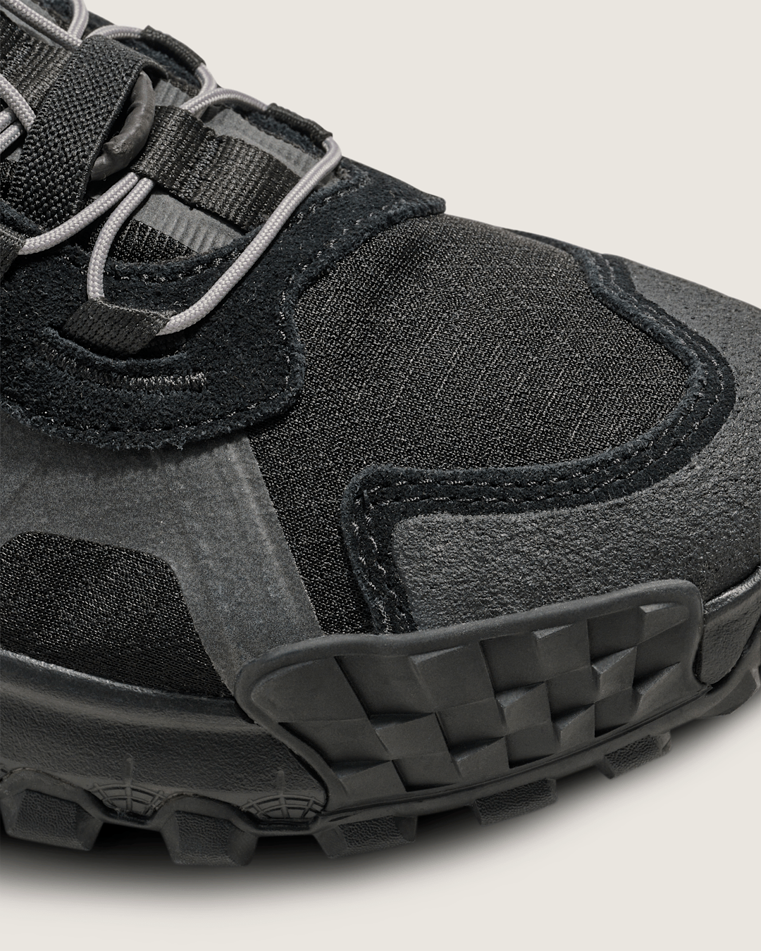 Crosspath XC Shoe in Black / Grey | Vans sale