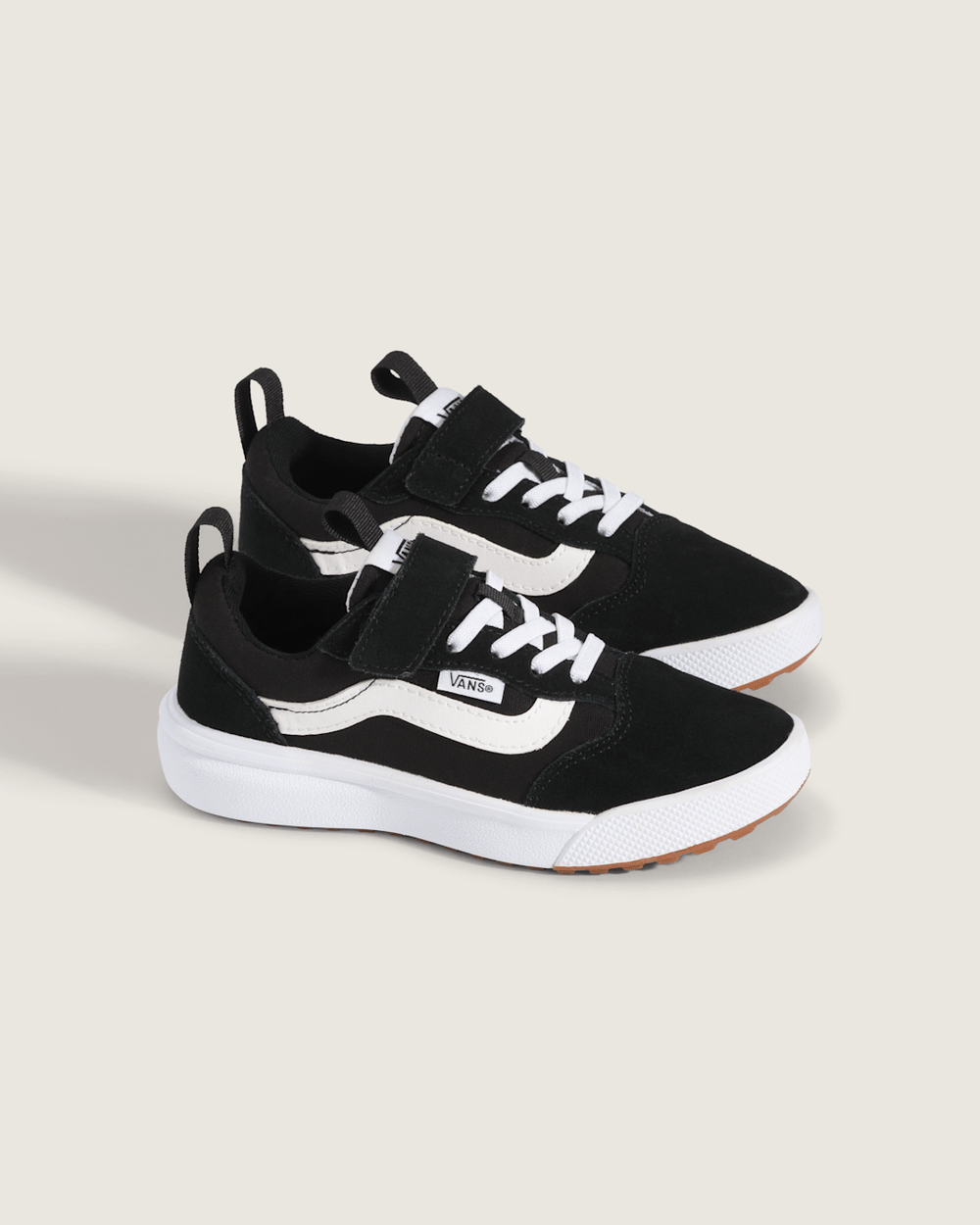 Little Kids UltraRange V Shoe in Black / White | Vans outlet